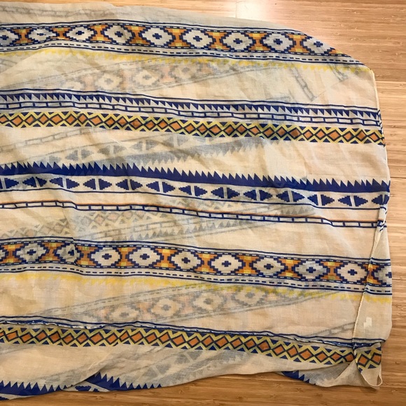 Aztec Print Infinity Scarf - Picture 4 of 4